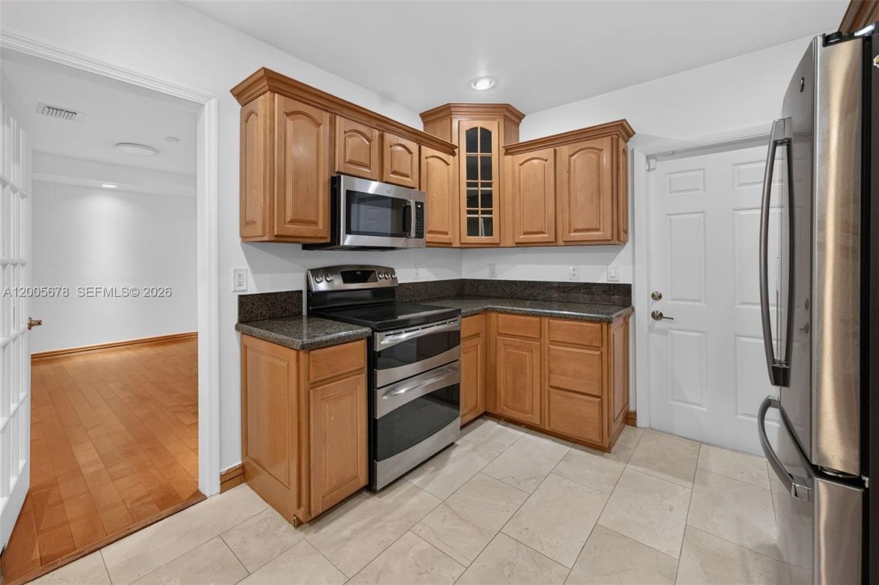 1237 Aduana Ave, Coral Gables, FL 33146 Photo