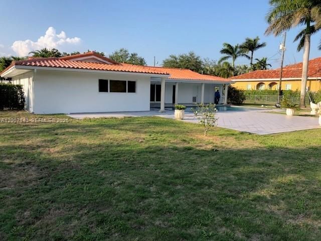 7090 SW 62nd St , Miami, FL 33143 Photo