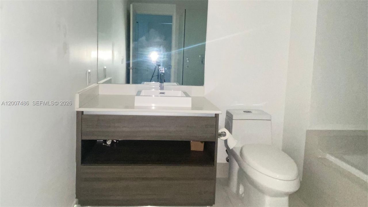 1100 S Miami Ave, Unit 1509, Miami, FL 33130 Photo