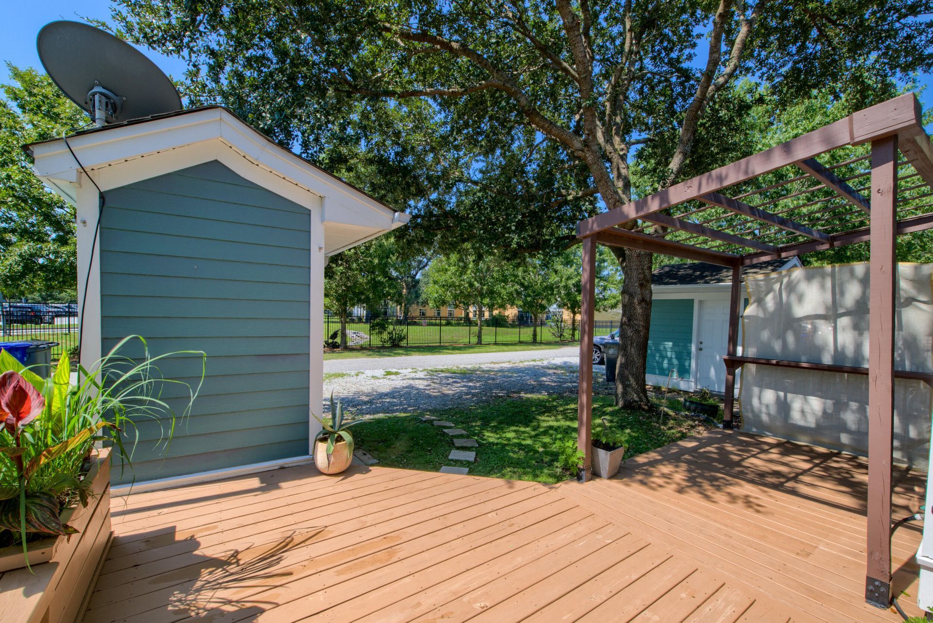 5124 E Liberty Park Circle Photo 8