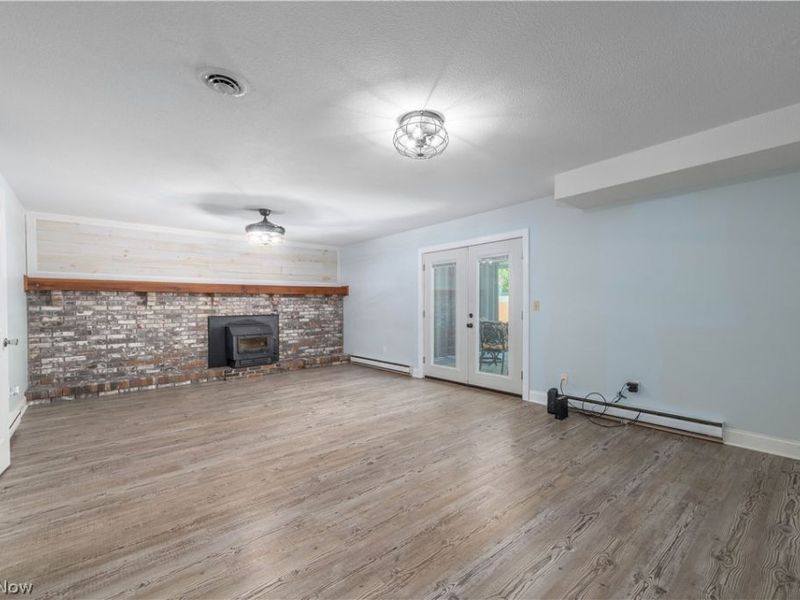 404 Oaknoll Drive, Amherst, OH 44001 Photo 33