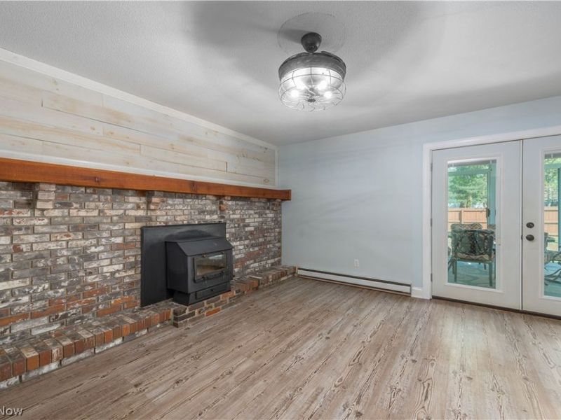 404 Oaknoll Drive, Amherst, OH 44001 Photo 35