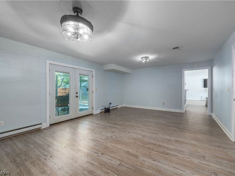 404 Oaknoll Drive, Amherst, OH 44001 Photo 36