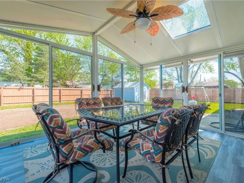 404 Oaknoll Drive, Amherst, OH 44001 Photo 38