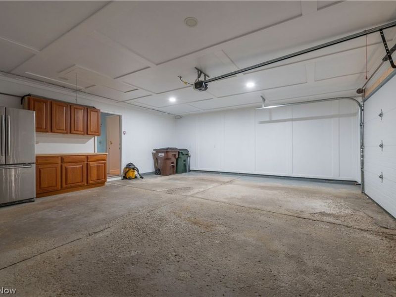 404 Oaknoll Drive, Amherst, OH 44001 Photo 50