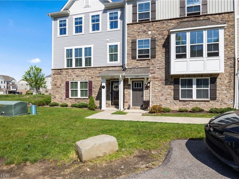 1454 Caymus Court, Avon, OH 44011 Photo 1