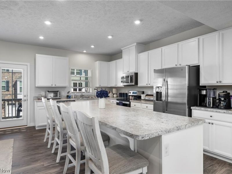 1454 Caymus Court, Avon, OH 44011 Photo 5