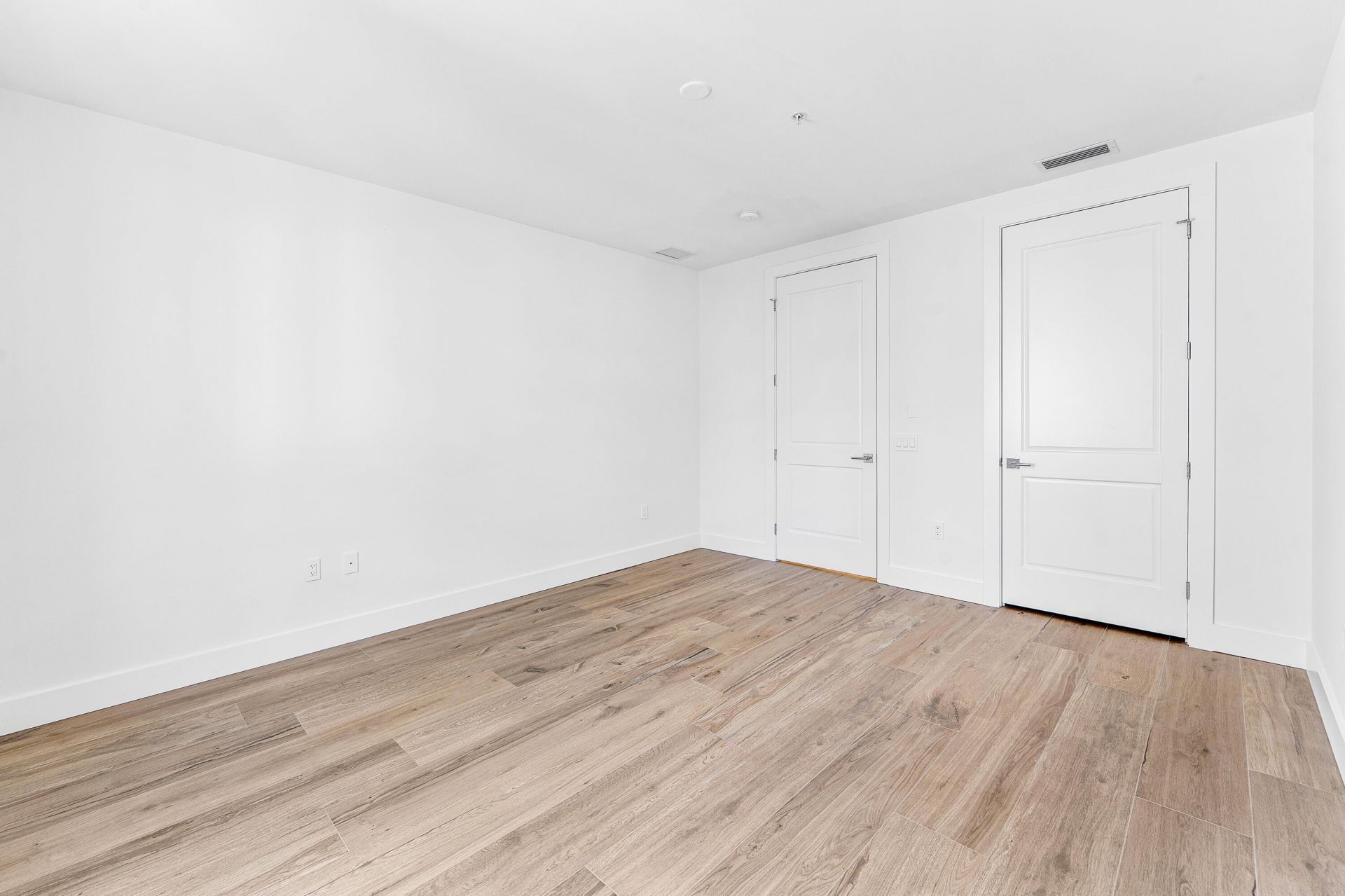 180 Lake Drive, Unit 2304, Palm Beach Shores, FL 33404 Photo