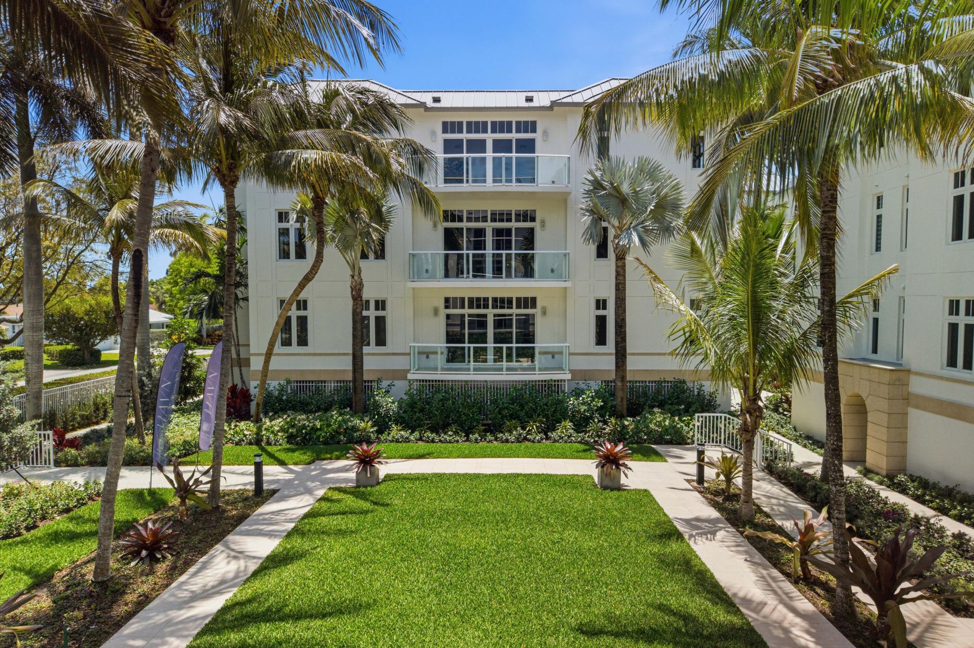 180 Lake Drive, Unit 2304, Palm Beach Shores, FL 33404 Photo
