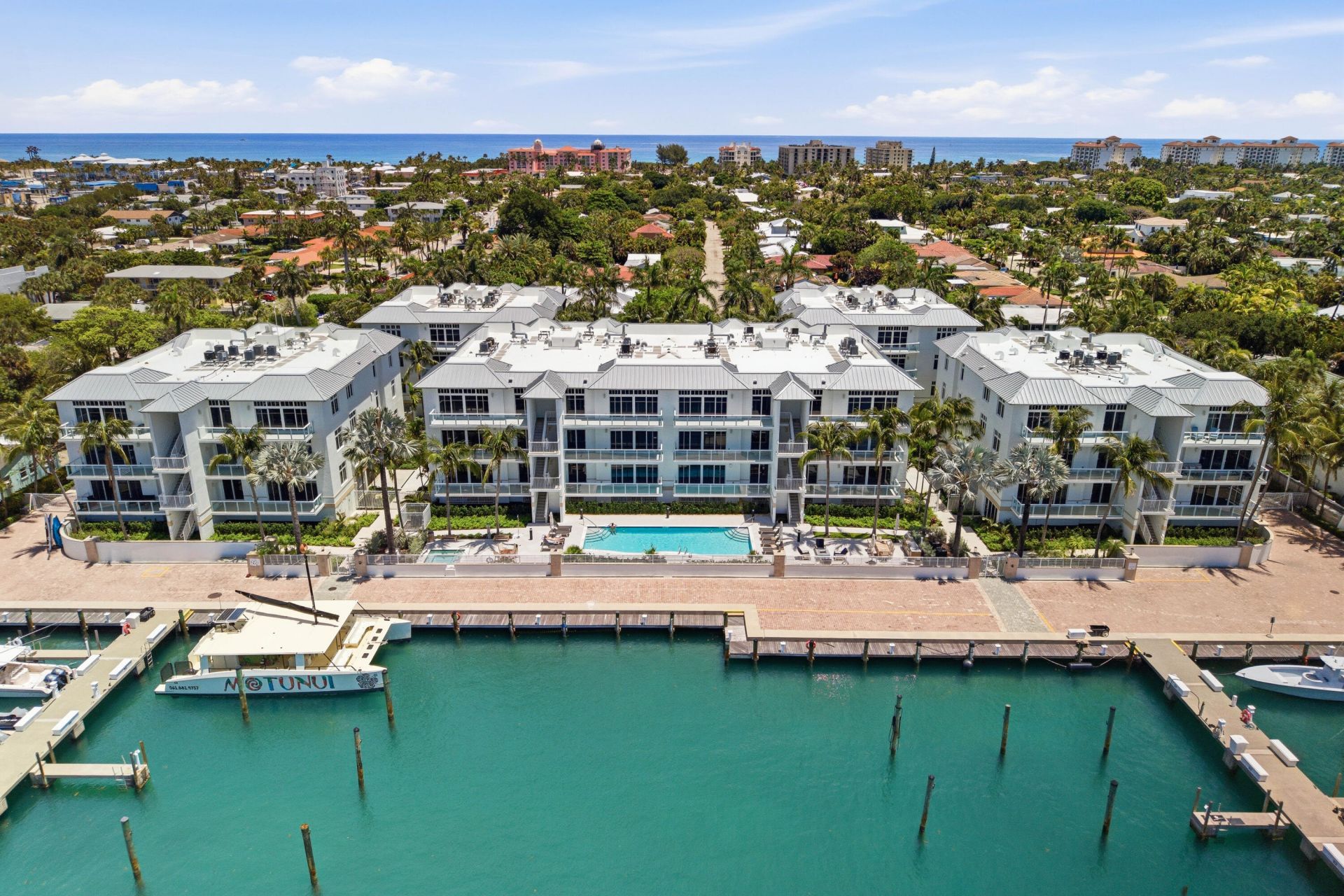 180 Lake Drive, Unit 2304, Palm Beach Shores, FL 33404 Photo