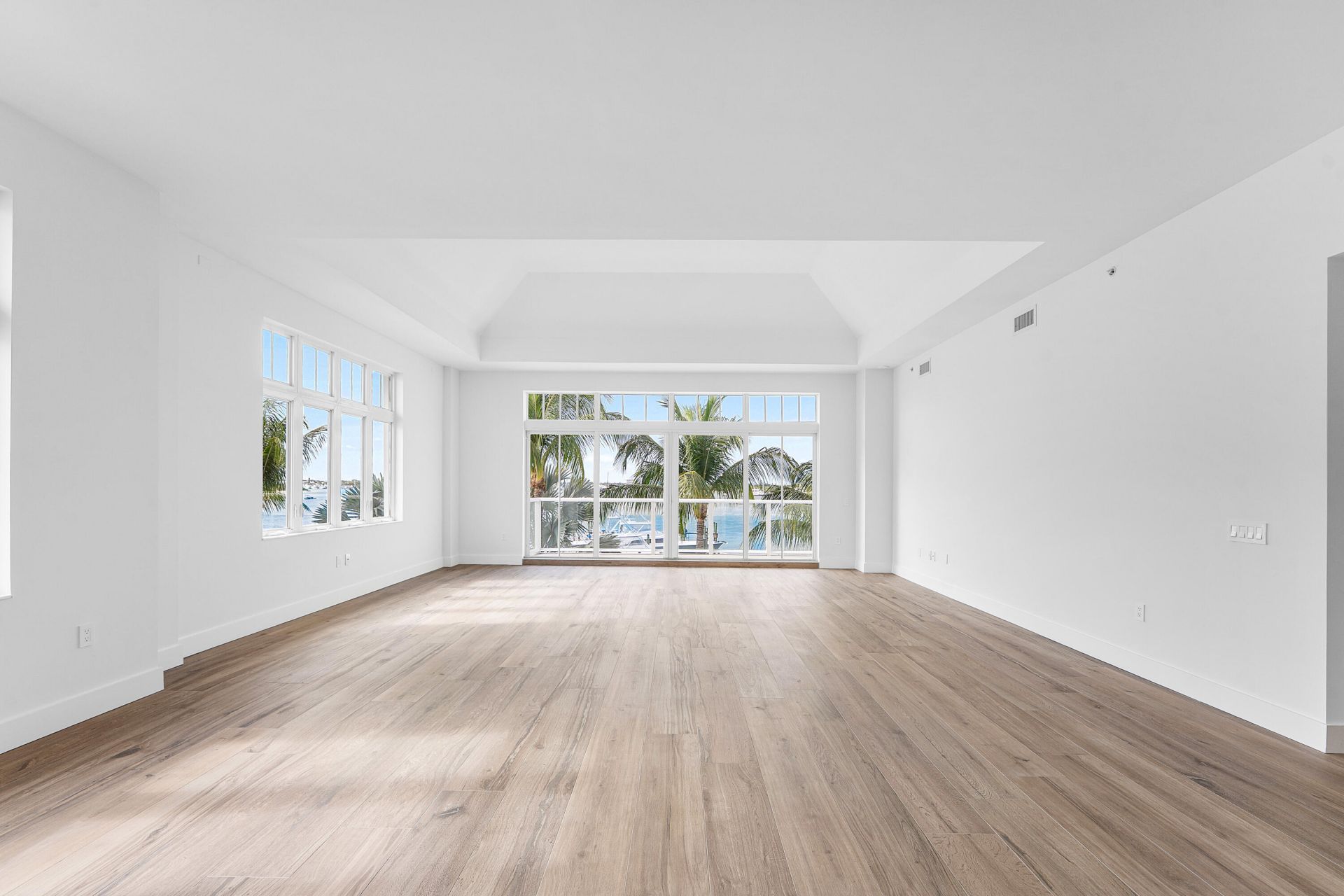 180 Lake Drive, Unit 2304, Palm Beach Shores, FL 33404 Photo