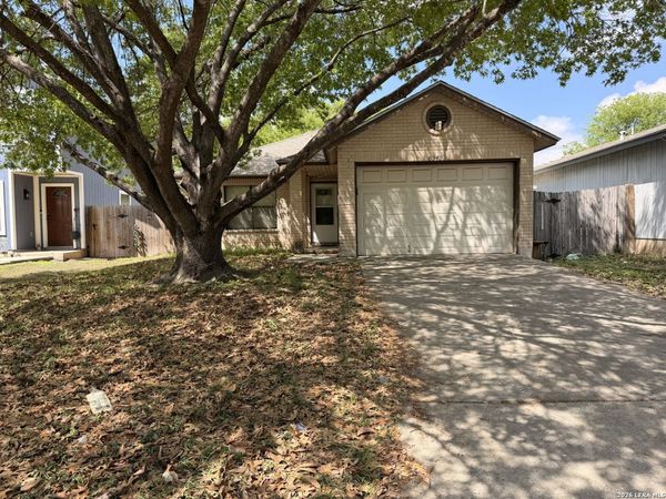 8349 MORNING GRV, Converse, TX 78109