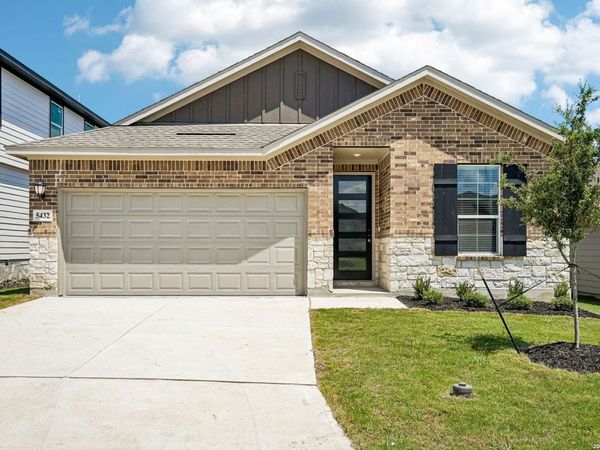 5432 Wrangler Way, Marion, TX 78124