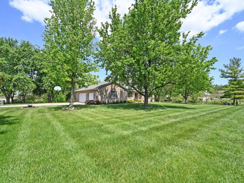 5480 Aspen Drive, Mason, OH 45040 Photo 2