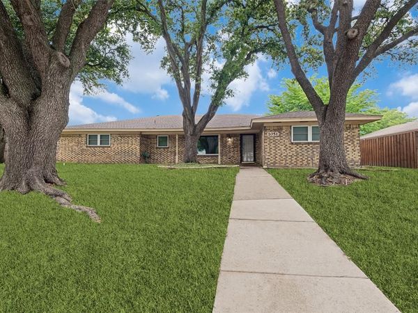 1051 College Parkway, Lewisville, TX 75077