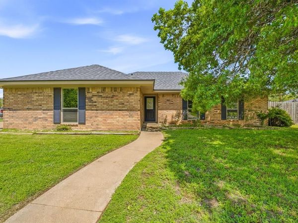 1318 Fairway Drive , Graham, TX 76450