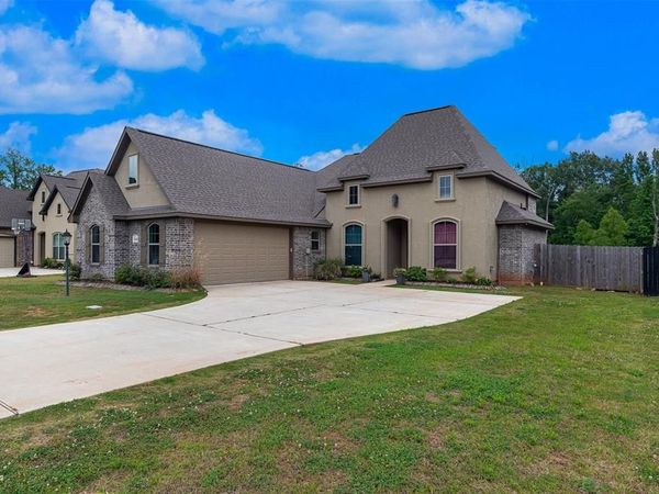 1144 Green Wood Circle , Shreveport, LA 71037