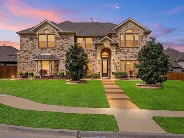 413 Mercury Court, DeSoto, TX 75115