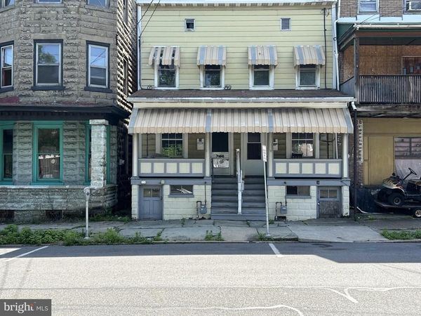 45 47 S MARKET STREET, SHAMOKIN, PA 17872