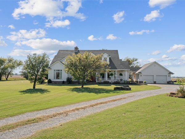 639 NE Bison Road , Bartlesville, OK 74006