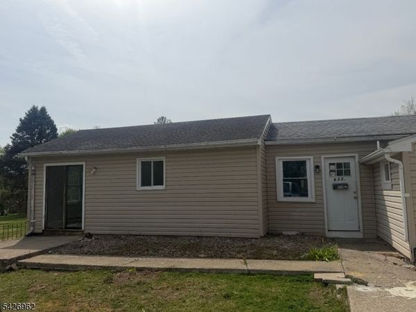 630 Dewey Ave, Unit B, Alpha, NJ 08865