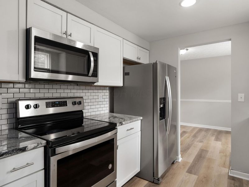 3655 Dinsmore Castle Drive , Columbus, OH 43221 Photo 11