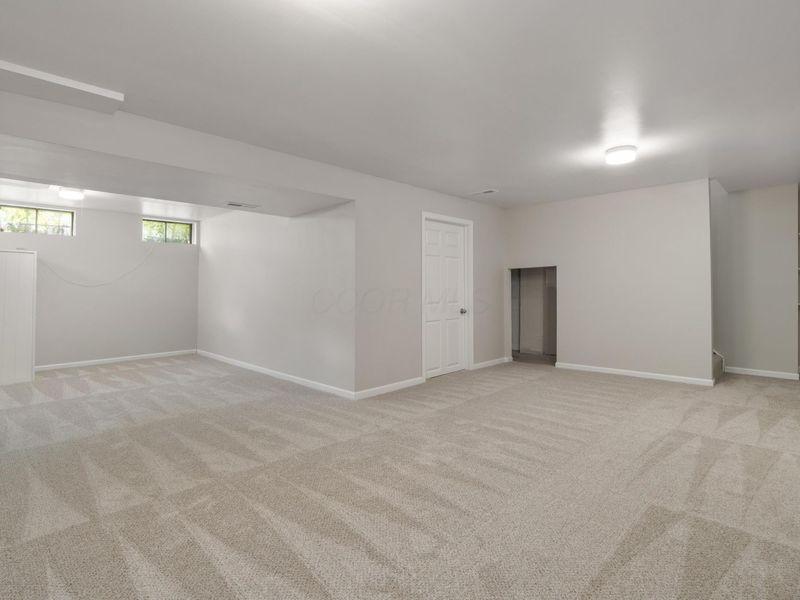 3655 Dinsmore Castle Drive , Columbus, OH 43221 Photo 32