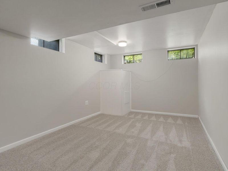 3655 Dinsmore Castle Drive , Columbus, OH 43221 Photo 33