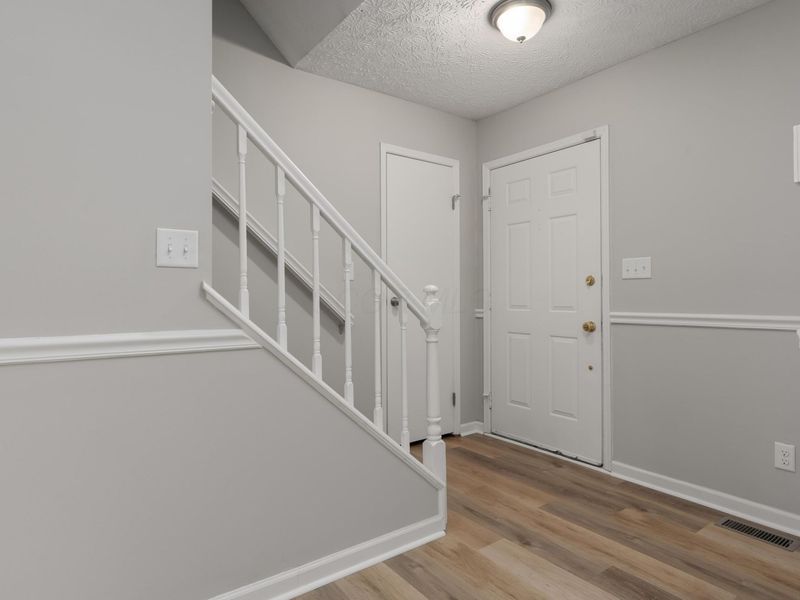 3655 Dinsmore Castle Drive , Columbus, OH 43221 Photo 5