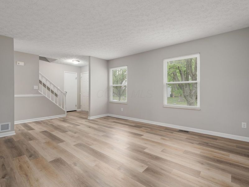 3655 Dinsmore Castle Drive , Columbus, OH 43221 Photo 7