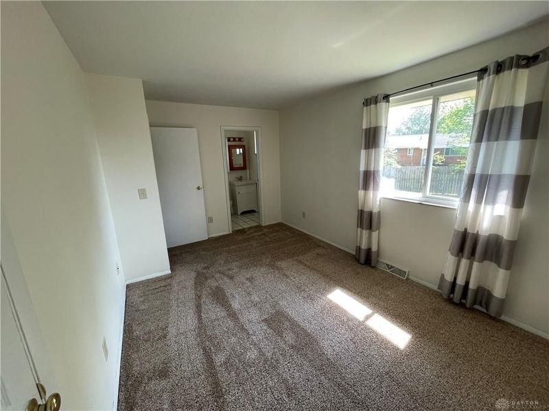 5033 Ormand Road, West Carrollton, OH 45449 Photo 5