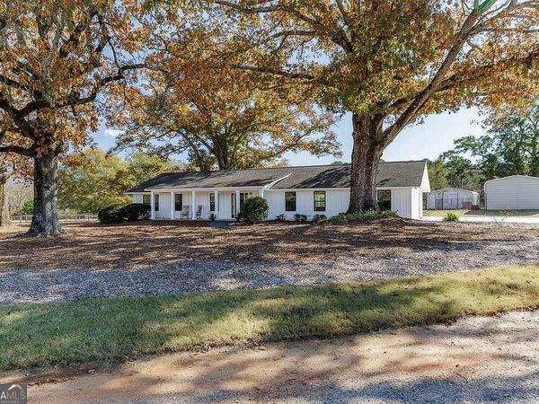 1410 Old Bishop Road, Bishop, GA 30621