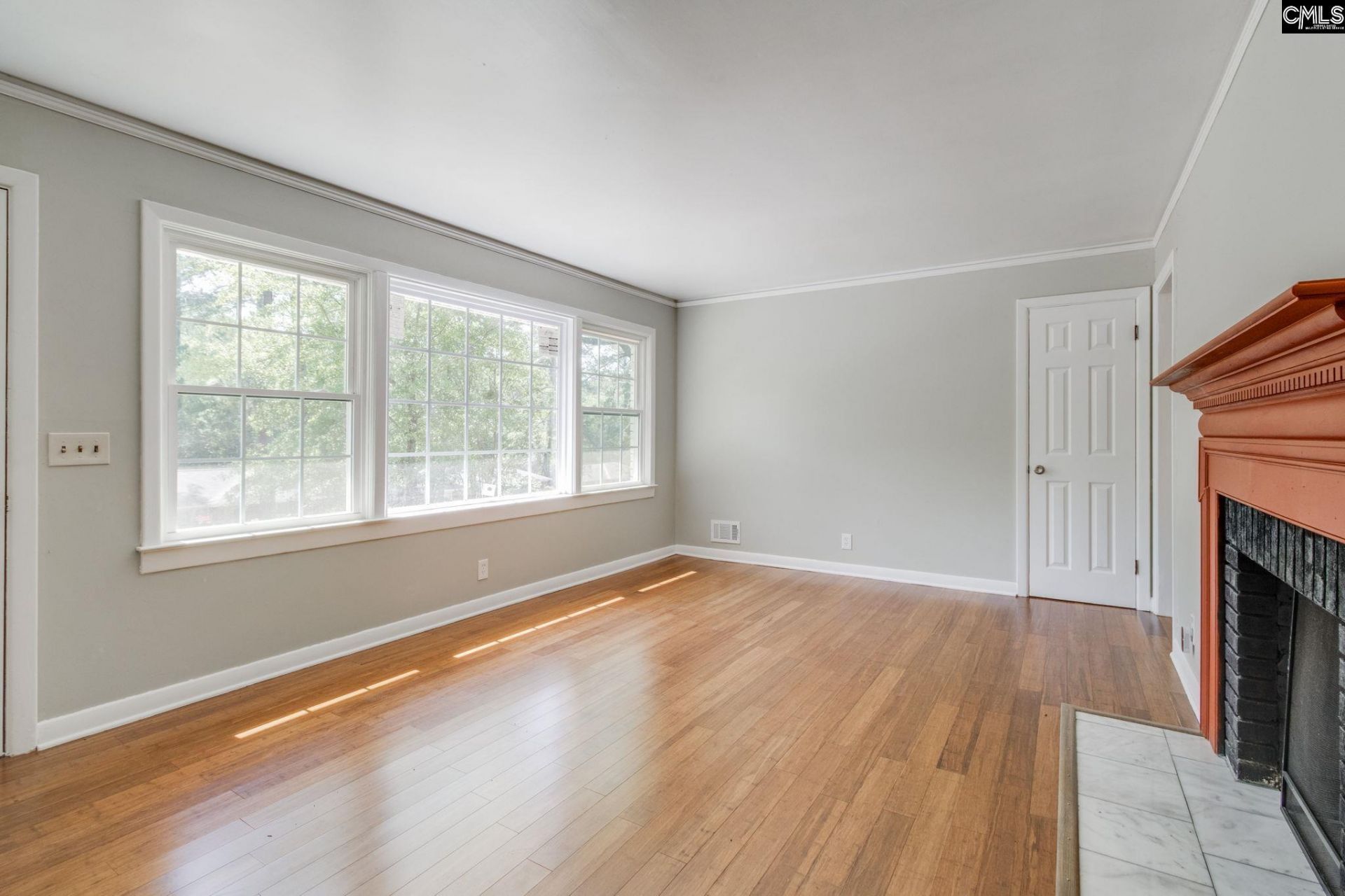 836 Delverton Road  Photo 5