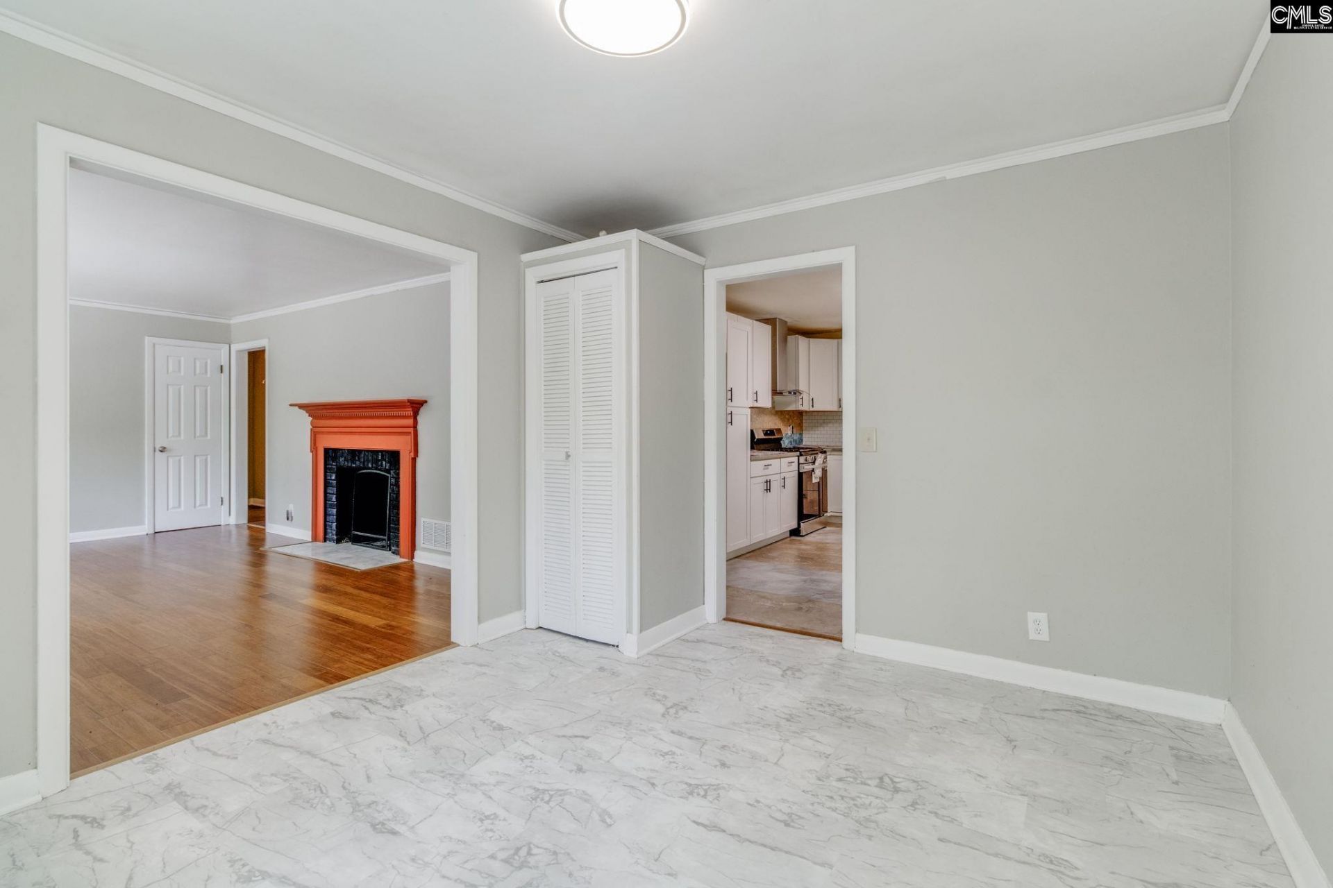 836 Delverton Road  Photo 9