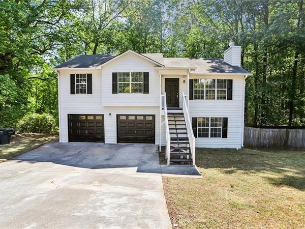 43 Gina Court , Hiram, GA 30141