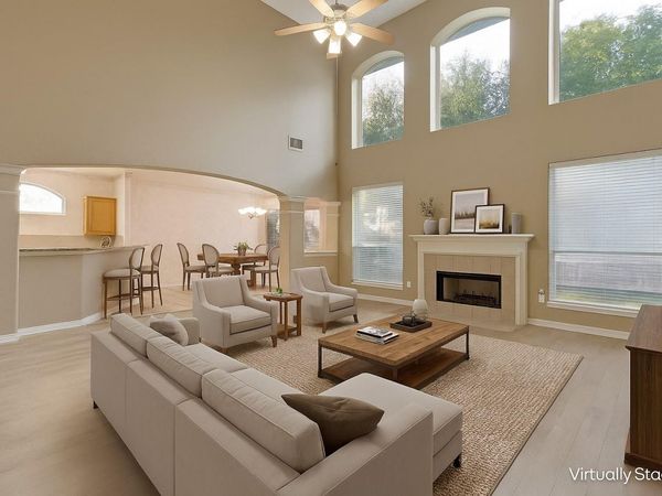 2244 Fernspring DR, Round Rock, TX 78665