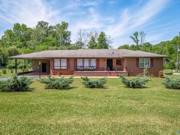 2224 Argyle Way, Gadsden, AL 35904