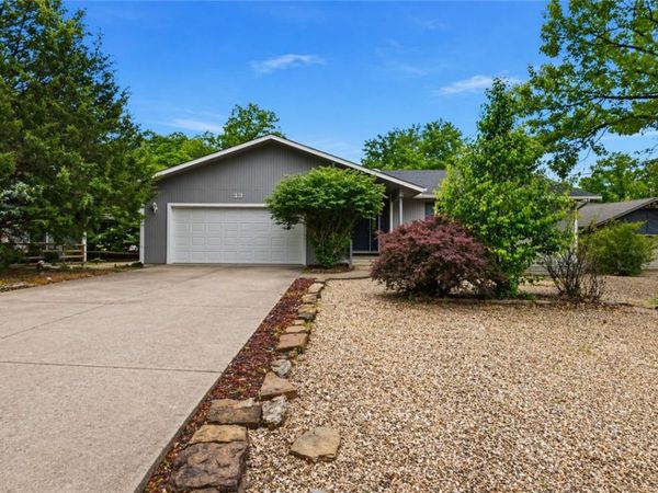33 Farnham Drive , Bella Vista, AR 72714