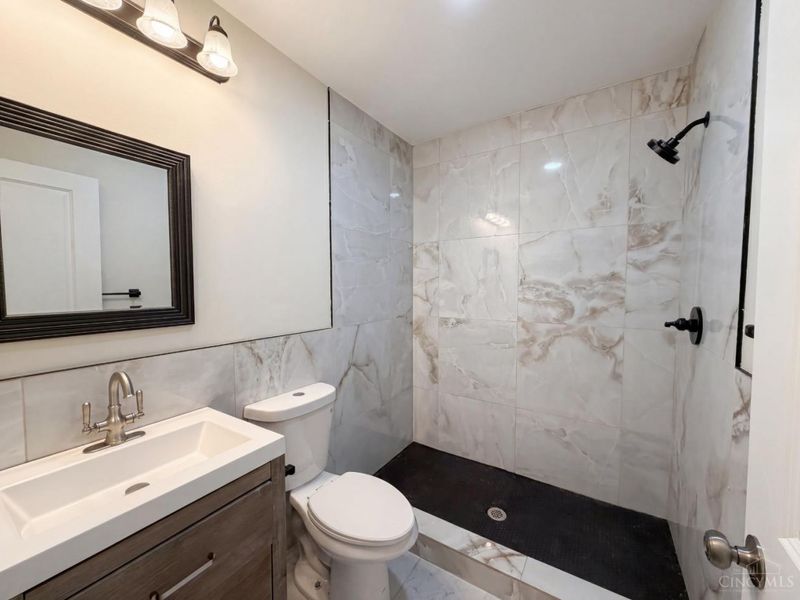 233 C Street, Hamilton, OH 45013 Photo 6