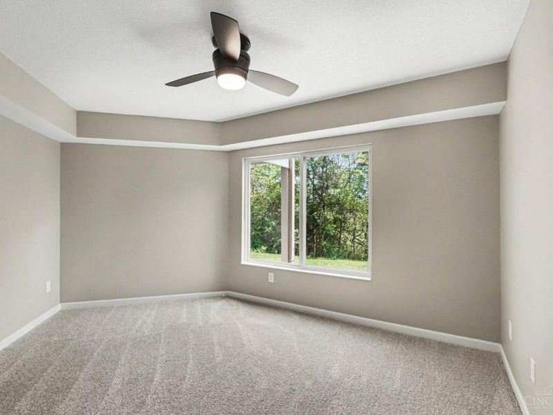 8058 Bridge Point Drive, Unit 7-202, Green Township, OH 45248 Photo 12