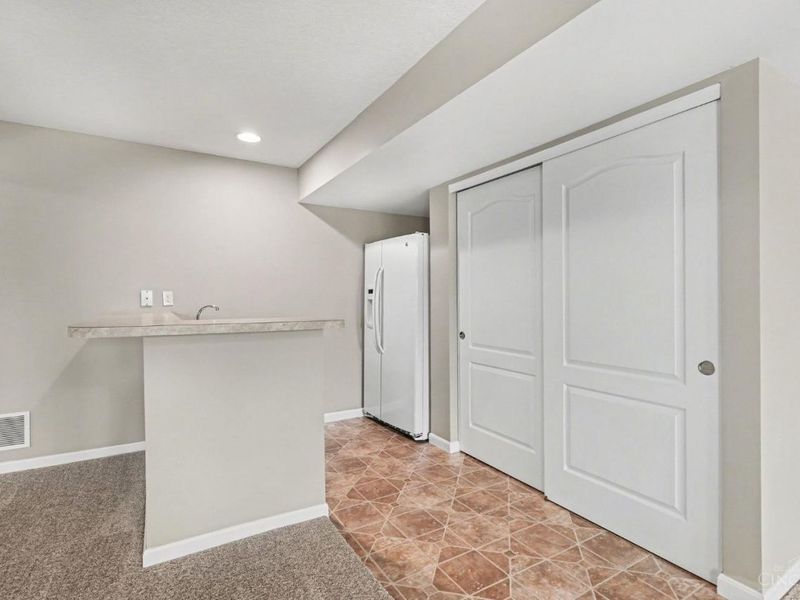 8058 Bridge Point Drive, Unit 7-202, Green Township, OH 45248 Photo 16