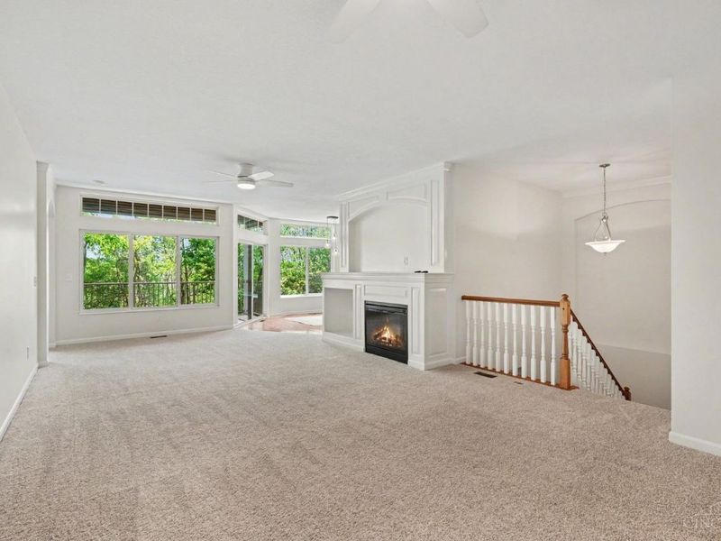 8058 Bridge Point Drive, Unit 7-202, Green Township, OH 45248 Photo 3