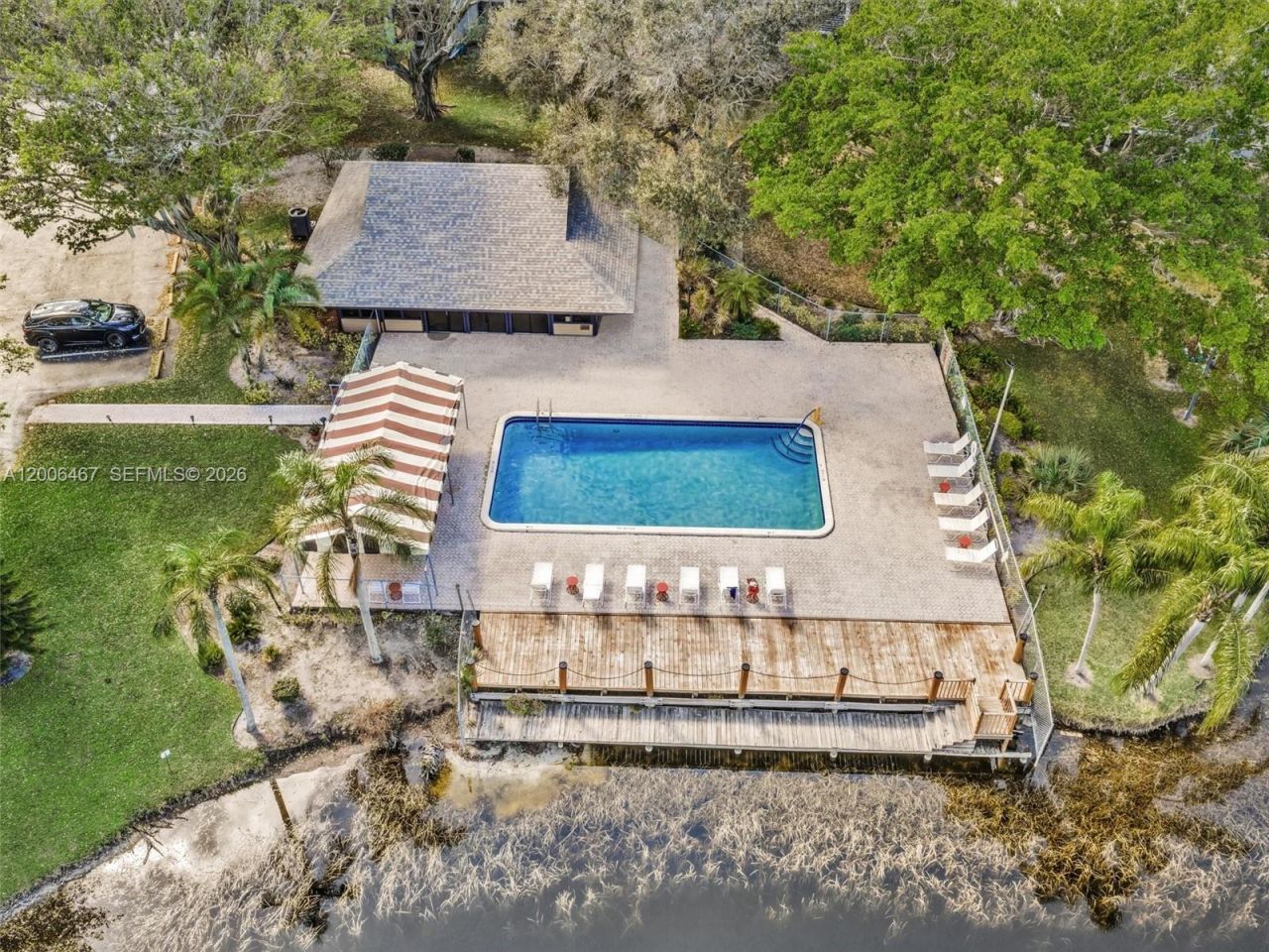 9340 Lagoon Pl, Unit 303, Davie, FL 33324 Photo