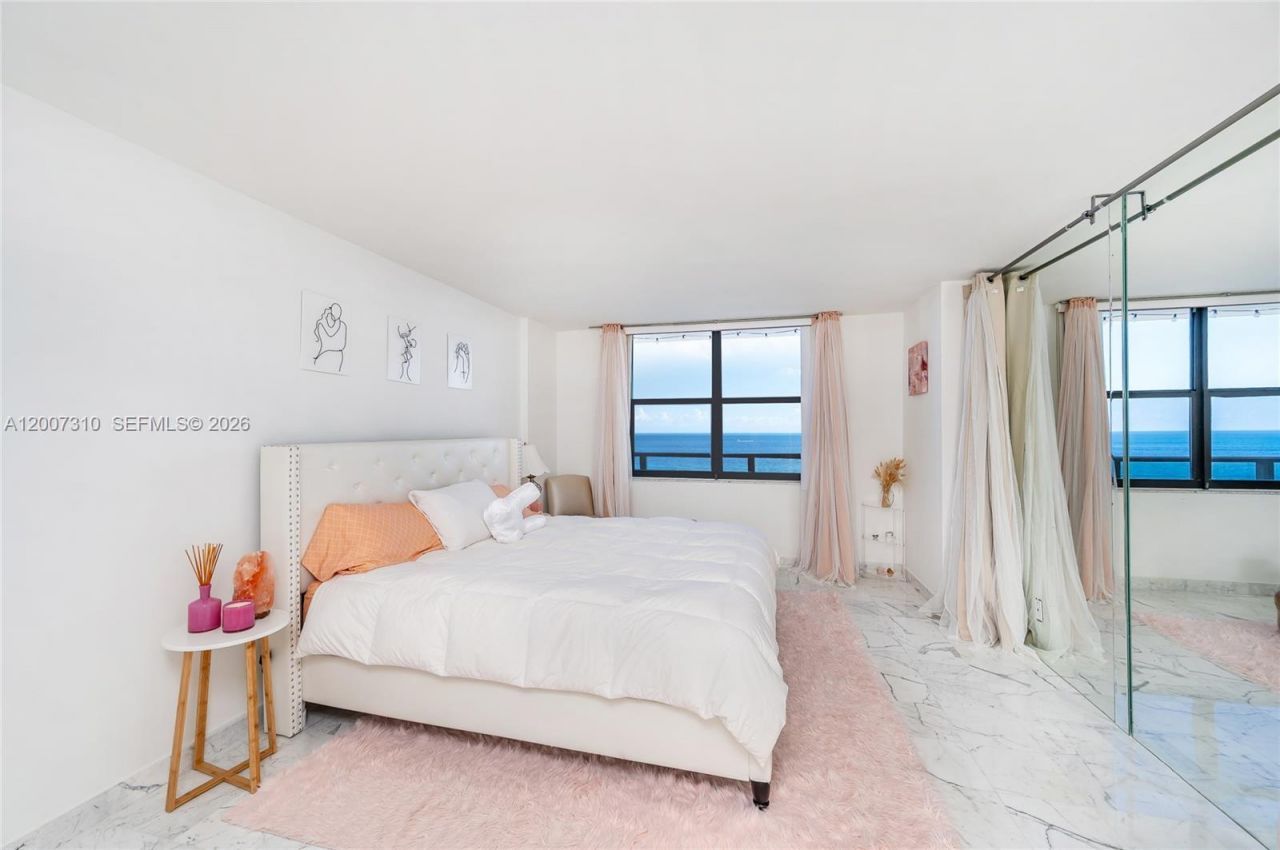 2301 S Ocean Dr, Unit 1102, Hollywood, FL 33019 Photo