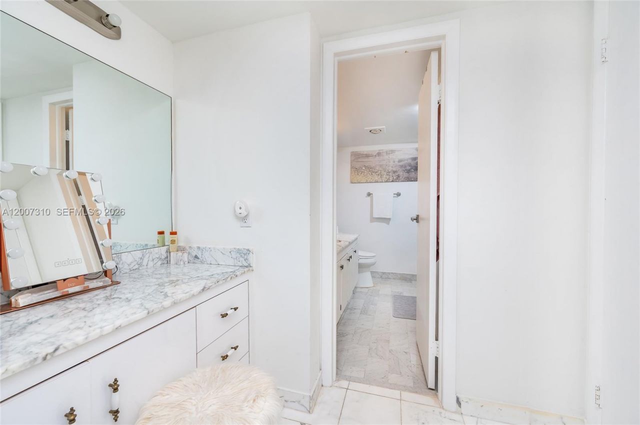 2301 S Ocean Dr, Unit 1102, Hollywood, FL 33019 Photo