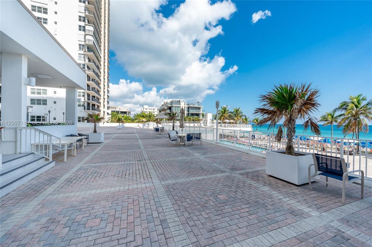 2301 S Ocean Dr, Unit 1102, Hollywood, FL 33019 Photo