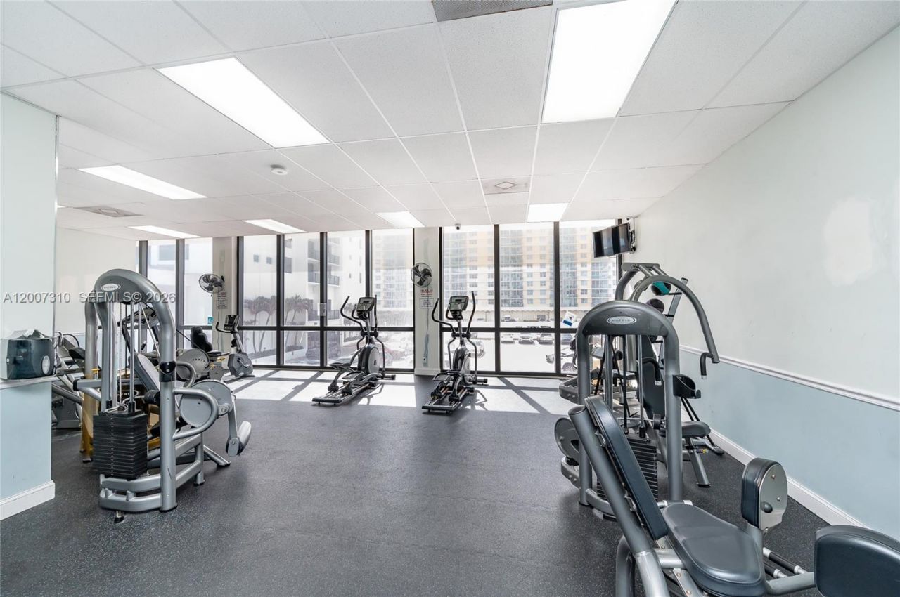 2301 S Ocean Dr, Unit 1102, Hollywood, FL 33019 Photo