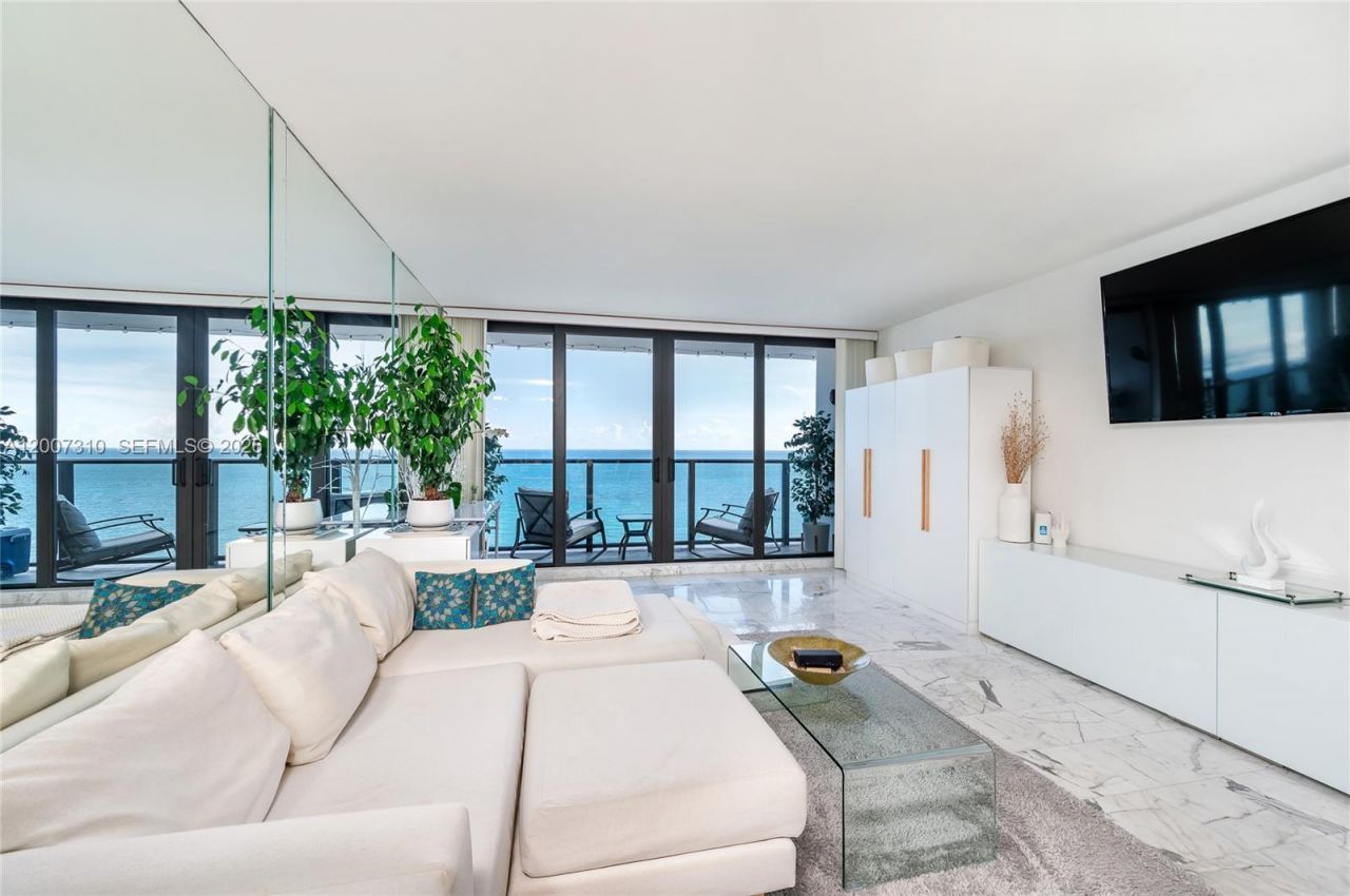 2301 S Ocean Dr, Unit 1102, Hollywood, FL 33019 Photo