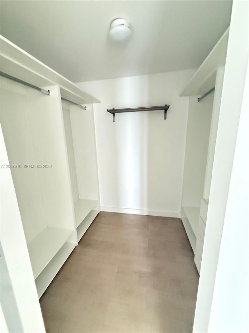11111 Biscayne Blvd, Unit 6C, Miami, FL 33181 Photo