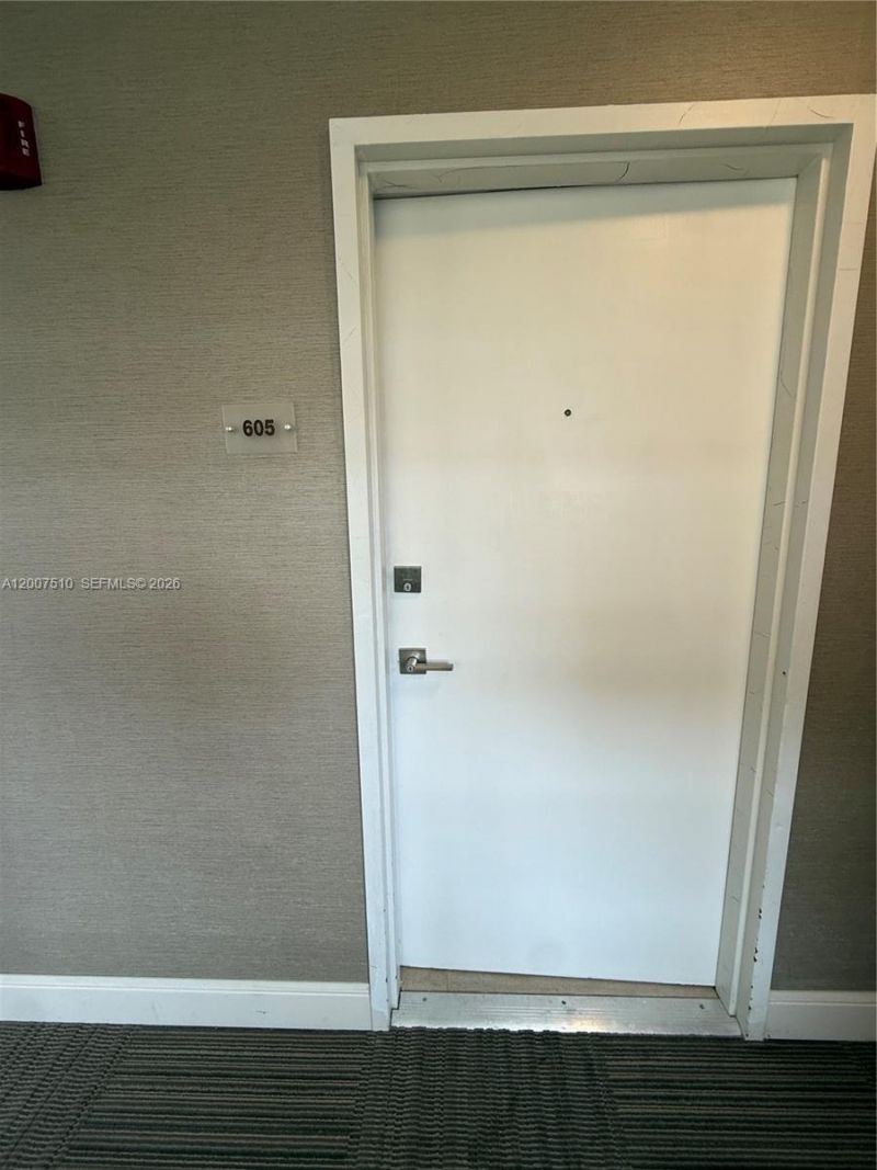 11111 Biscayne Blvd, Unit 6C, Miami, FL 33181 Photo